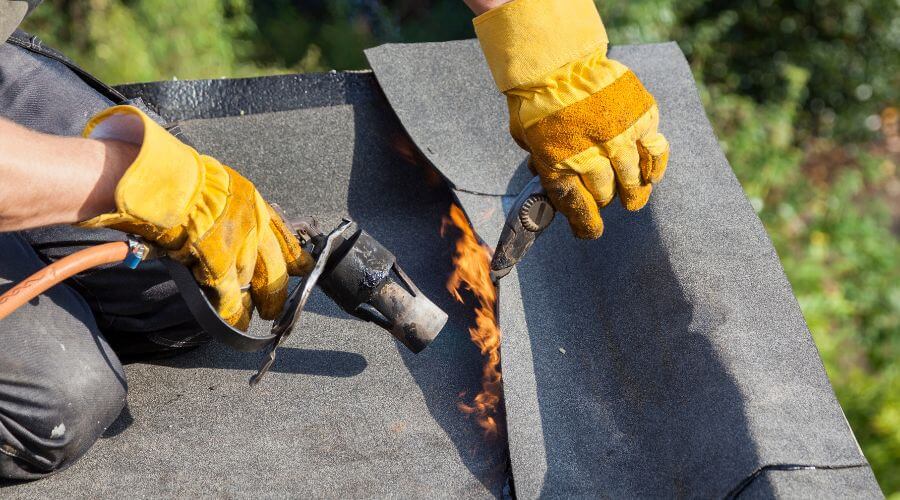 Expert Emergency Roof Repairs services in Ozark, MO